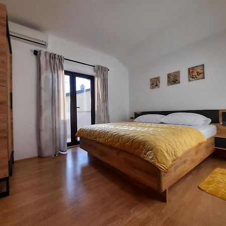 Apartman Sofia Poreč Exterior foto